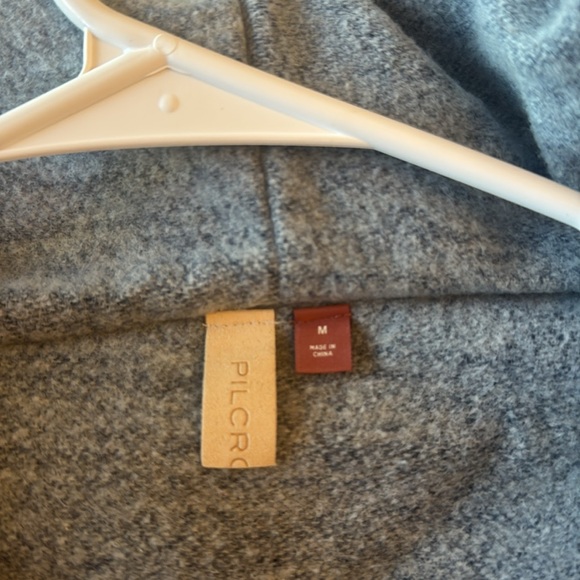 Pilcro Super Soft grey sweater hoodie - Picture 3 of 3